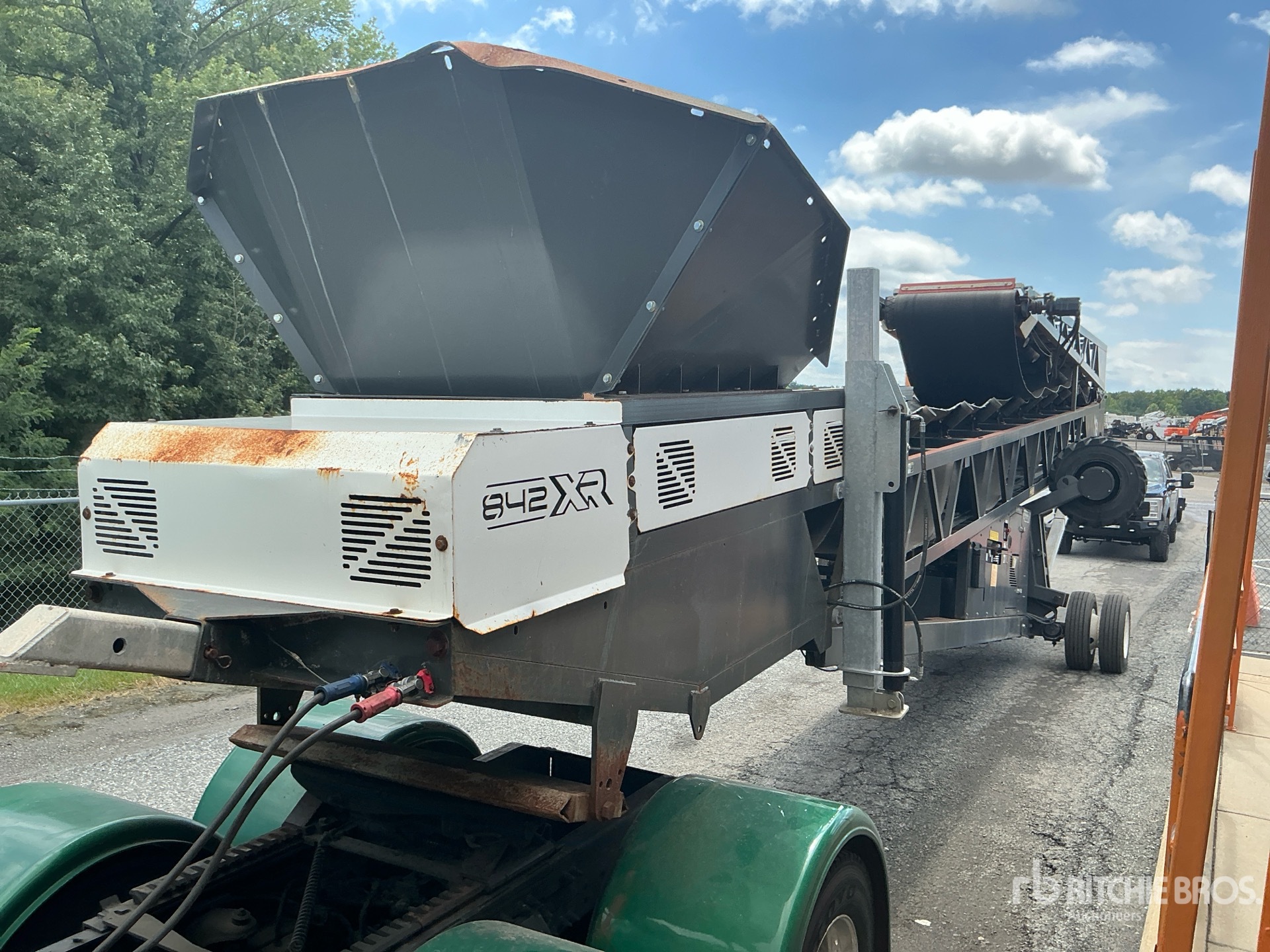 2023 MGL 842XR
