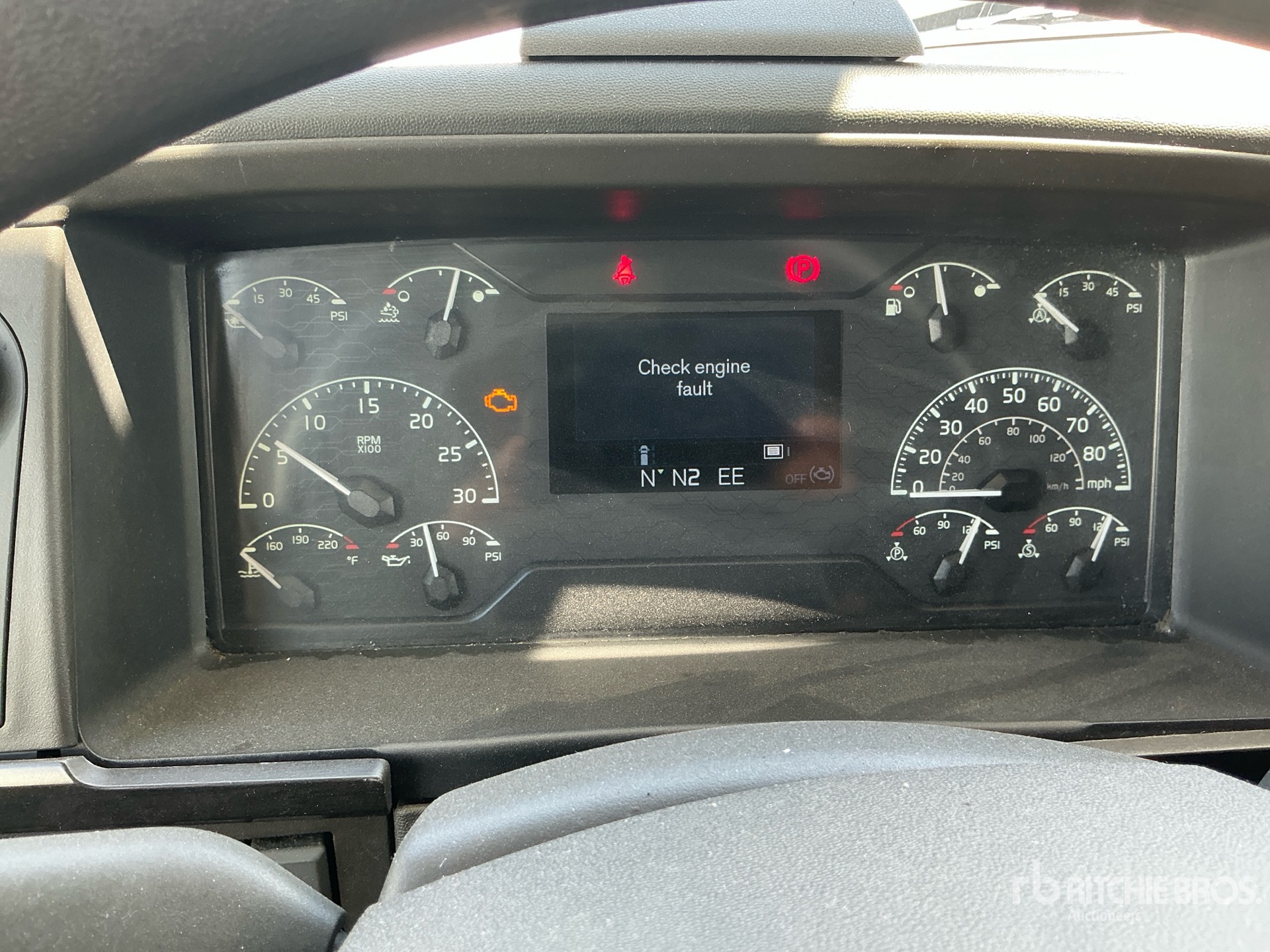 2023 Volvo VNL860