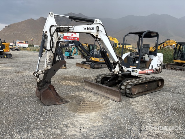 2004 Bobcat 337 Mini Excavator: <6.6t