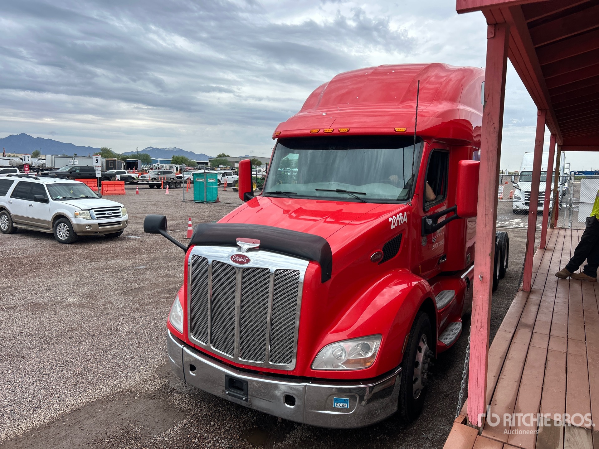 Photo of 2020 Peterbilt 579