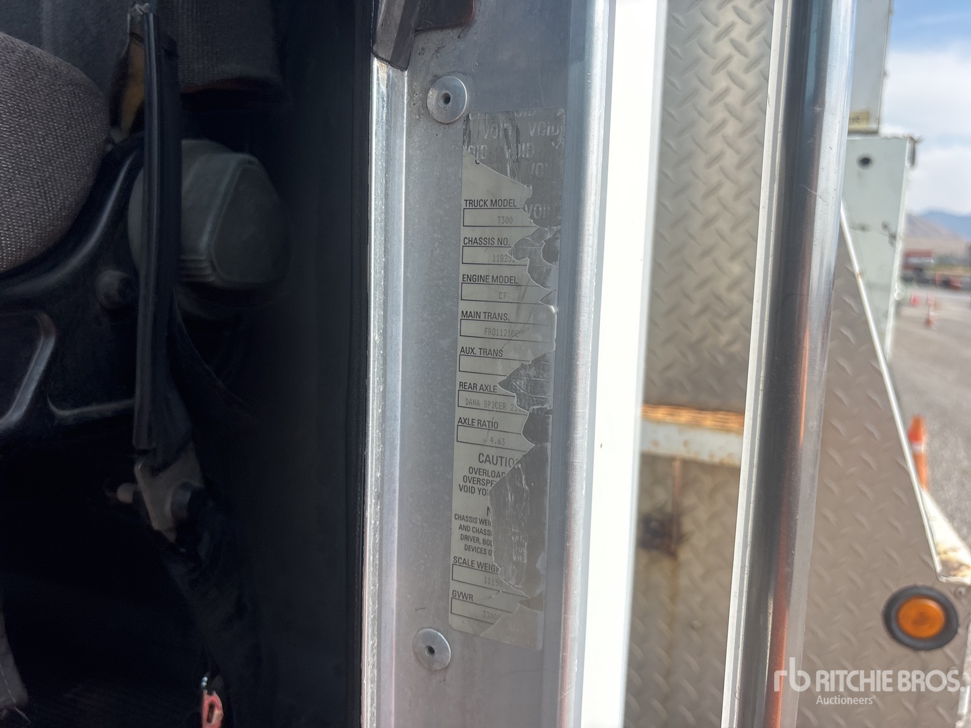2005 Kenworth T300