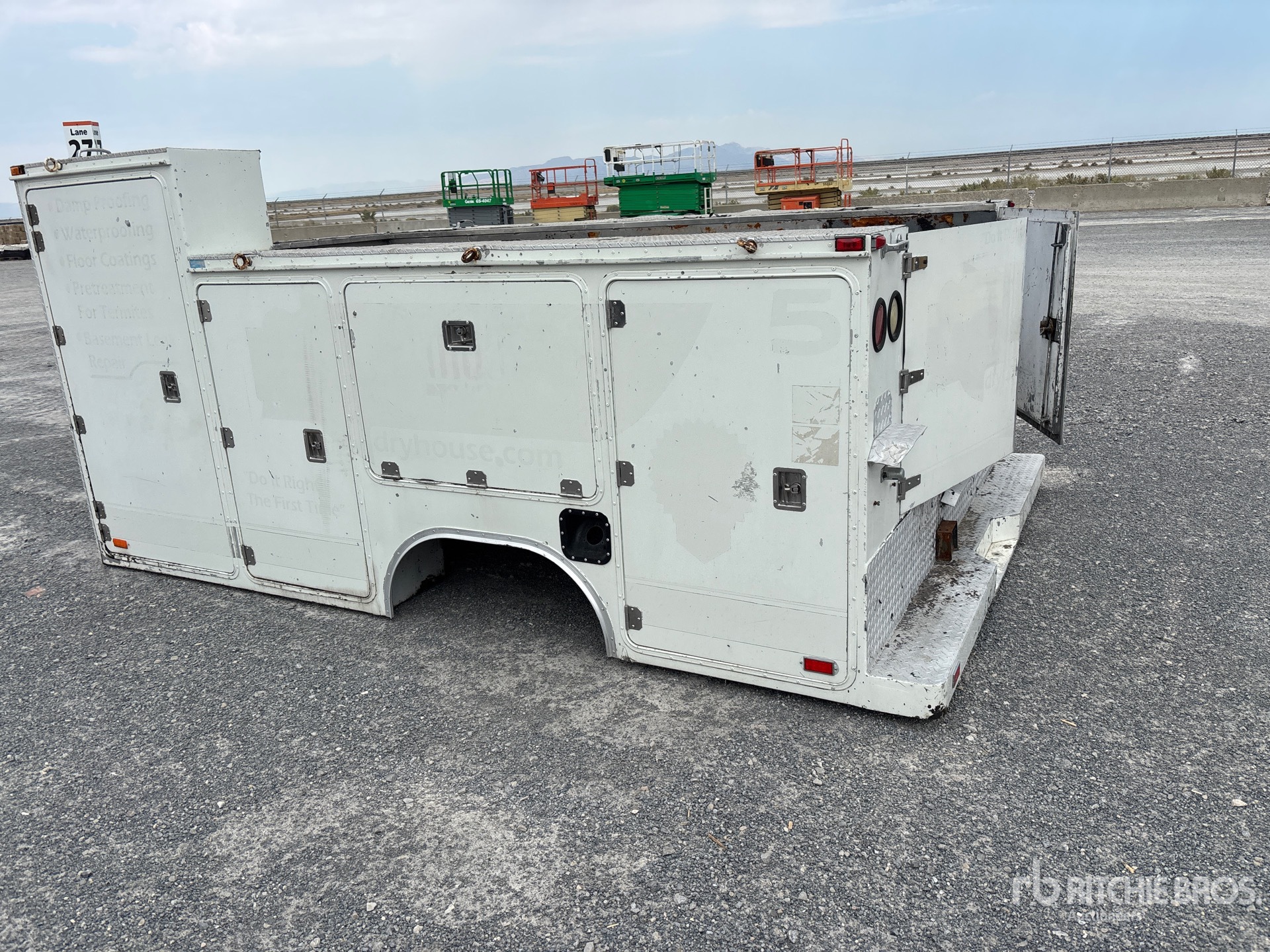 General Appearance with Picture, Left Rear Corner