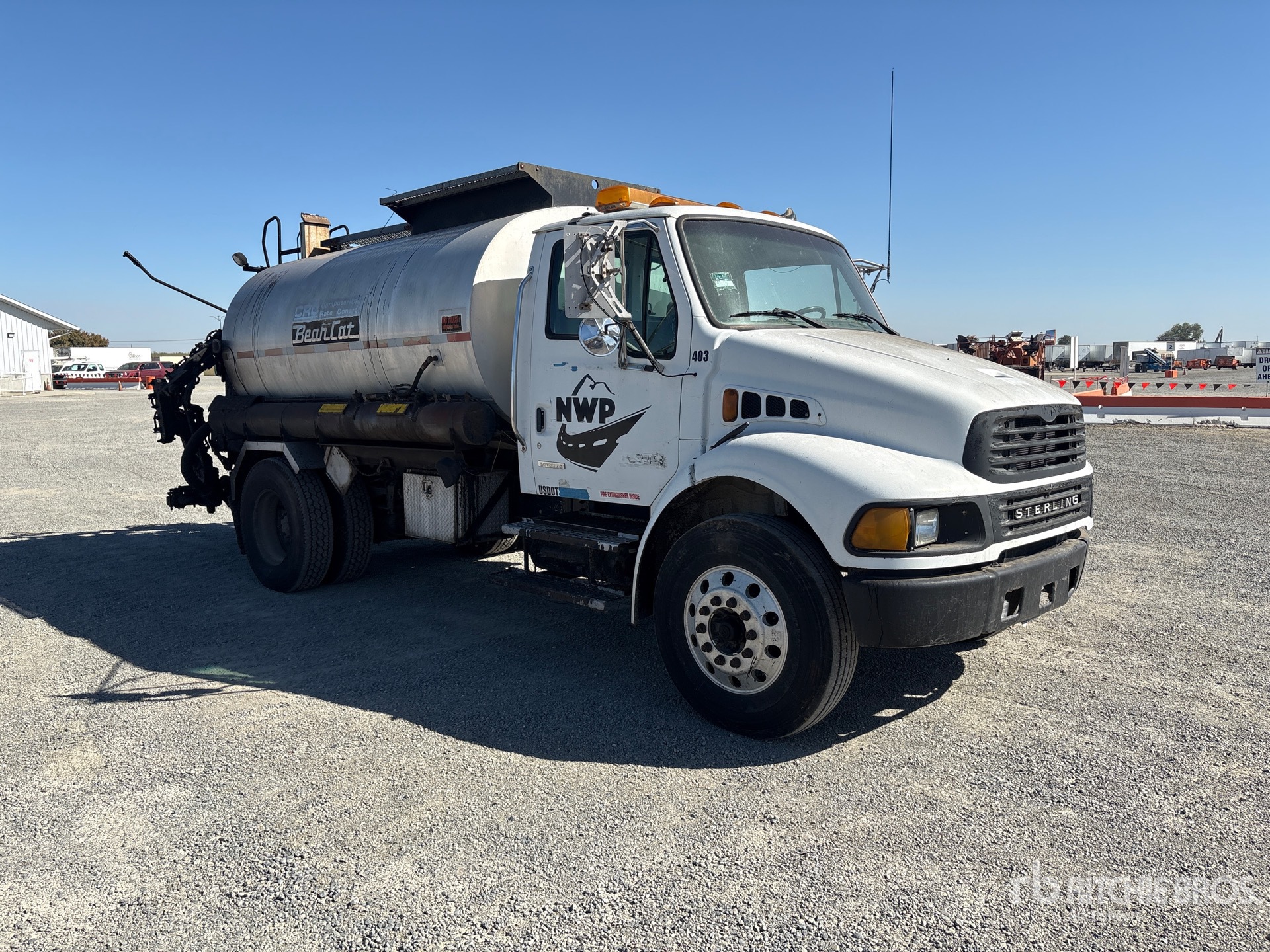 2002 Sterling M8500