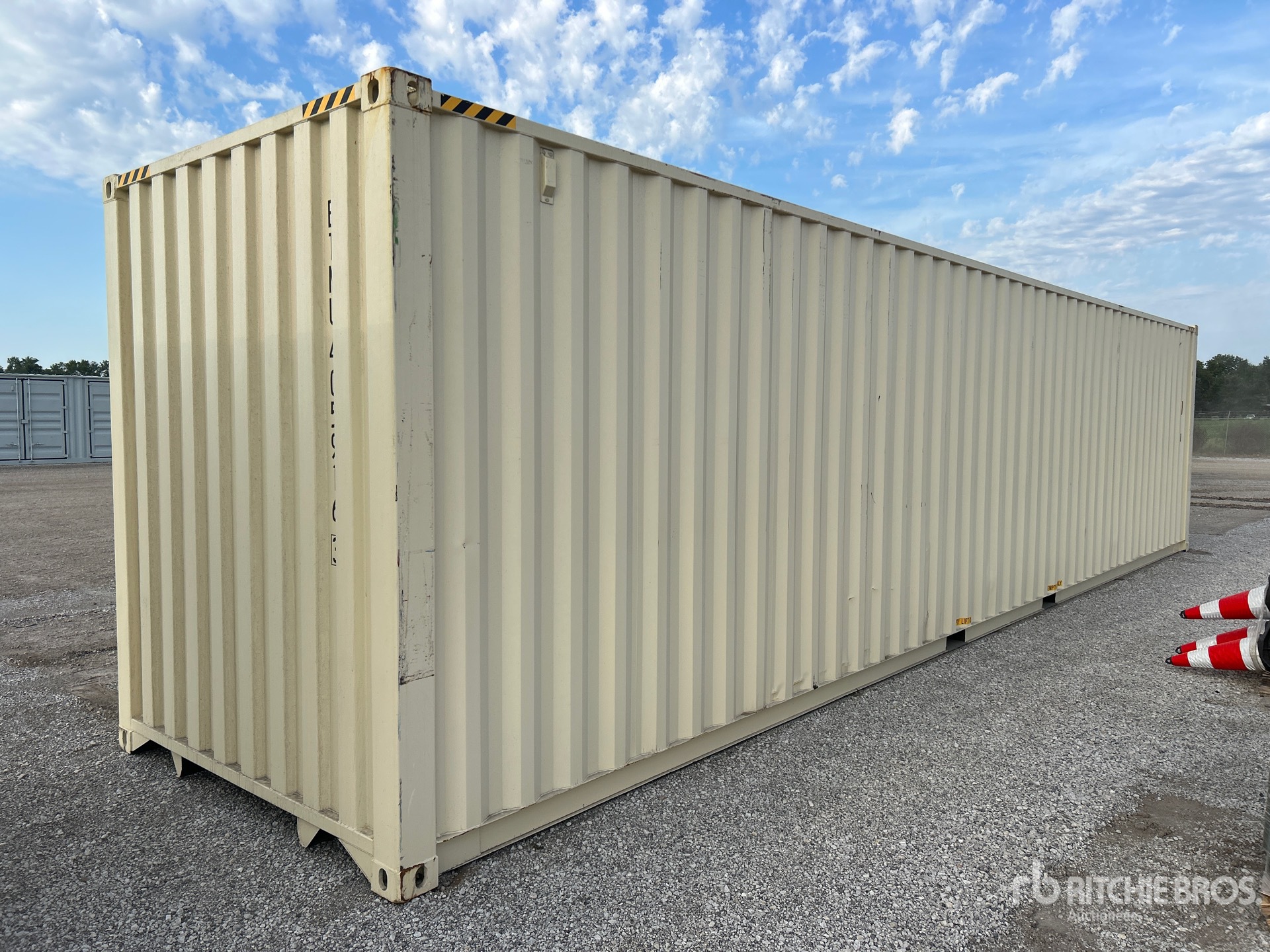 2026 LYALS 40 FT HIGH CUBE MULTI-DOOR