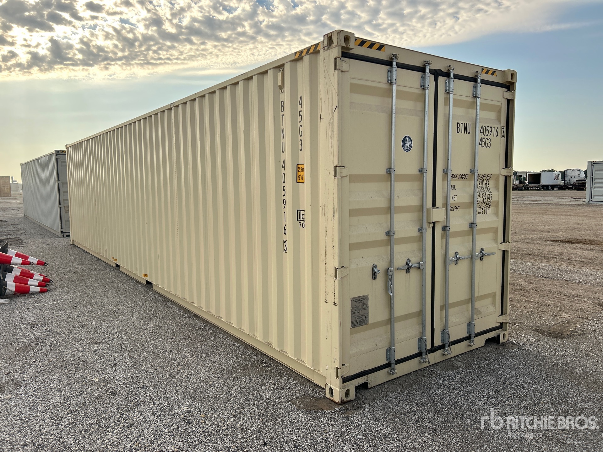 2026 LYALS 40 FT HIGH CUBE MULTI-DOOR