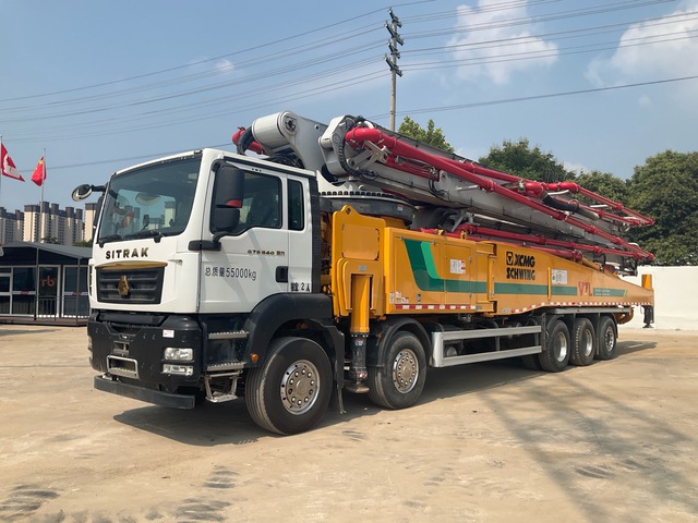 2023 XCMG/Schwing HB72V 72 m on 2023 XCMG XZS5552THBZ 10x4 Twin-Steer Concrete Pump Truck