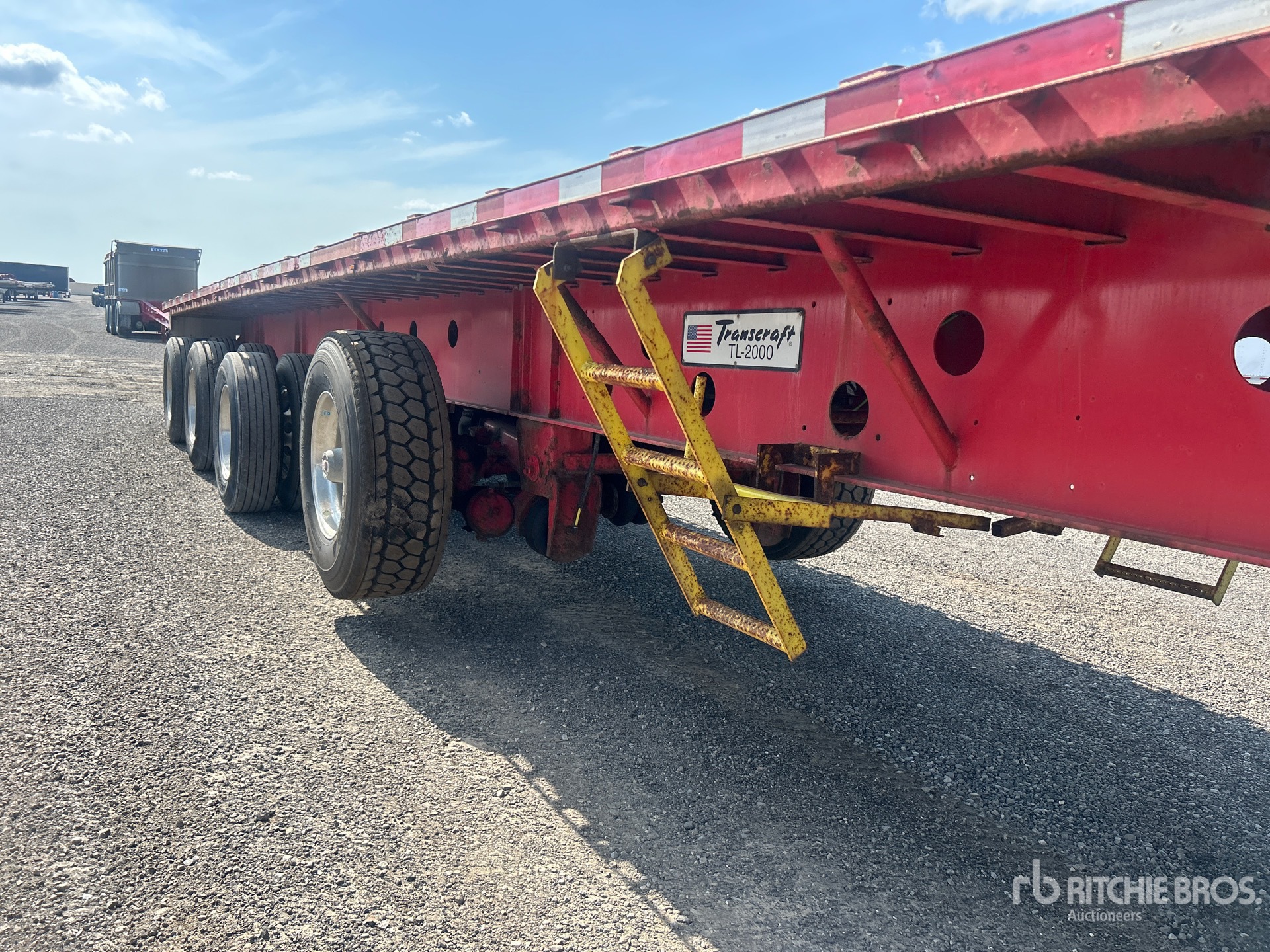 2014 Transcraft TL2000