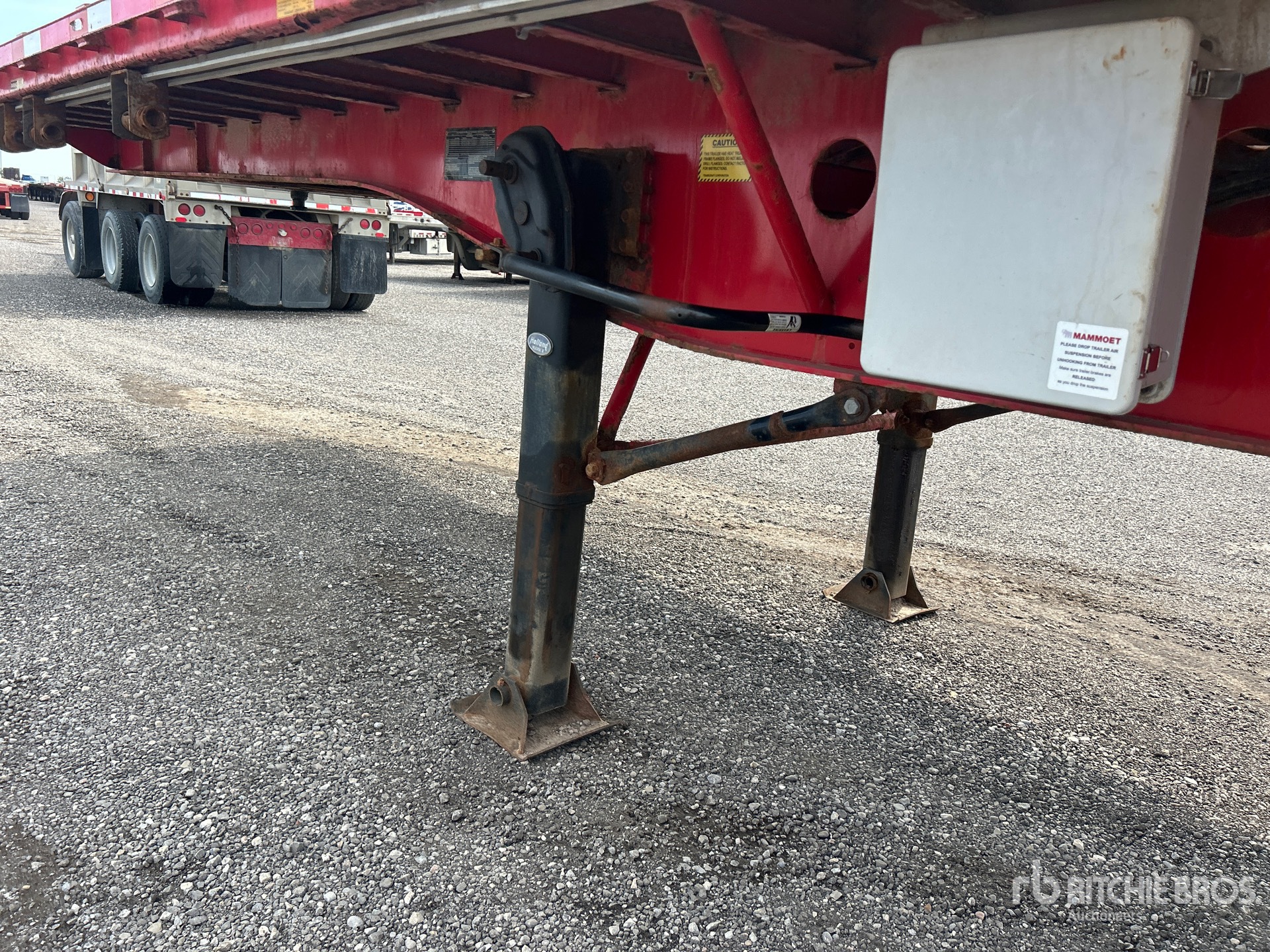 2014 Transcraft TL2000