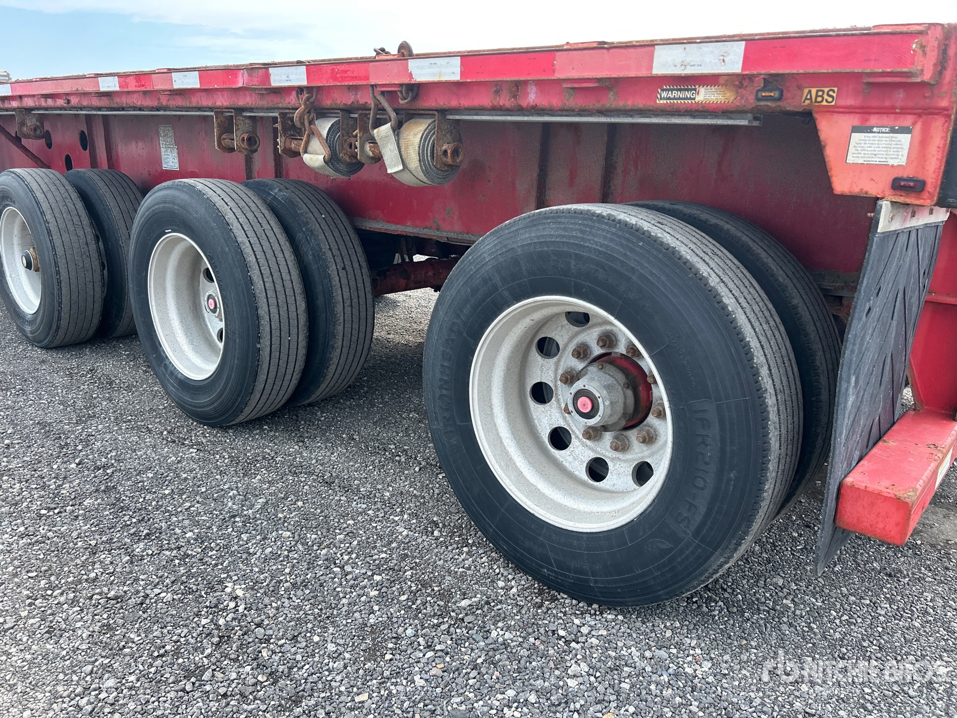 2014 Transcraft TL2000