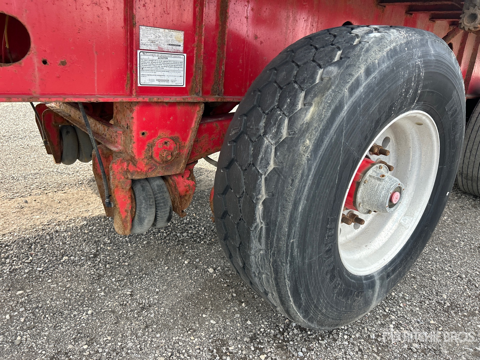 2014 Transcraft TL2000