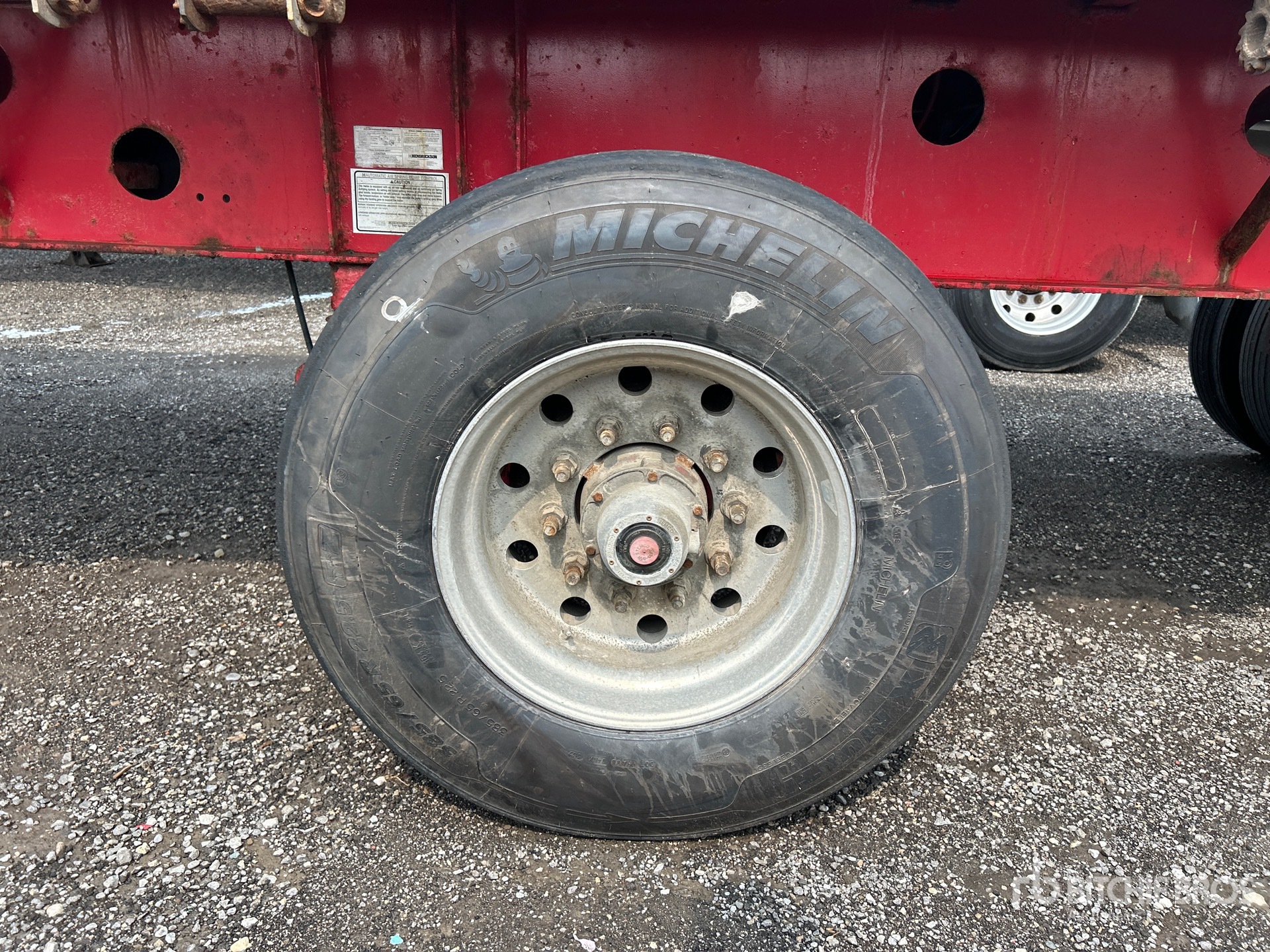 2014 Transcraft TL2000