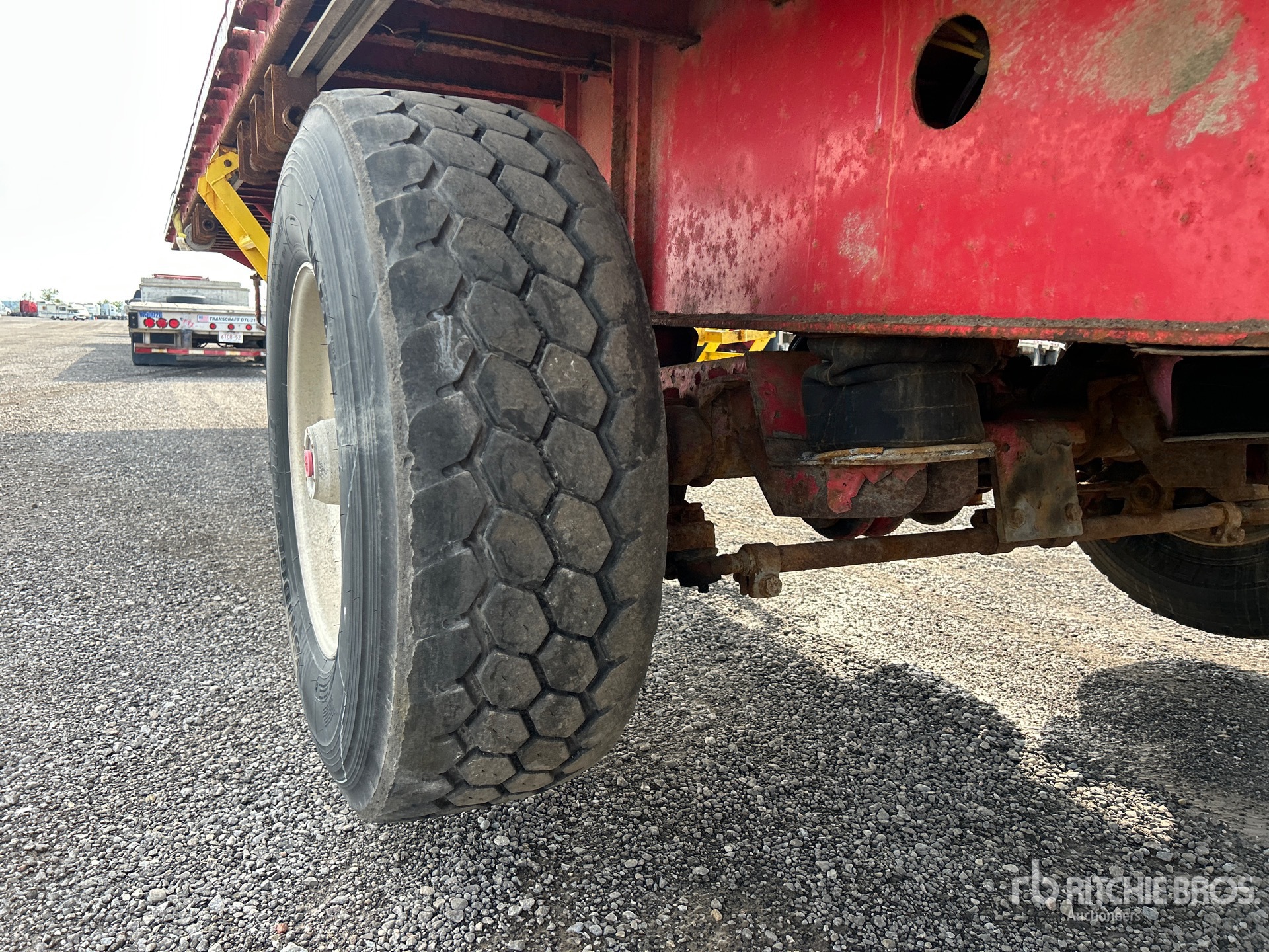 2014 Transcraft TL2000
