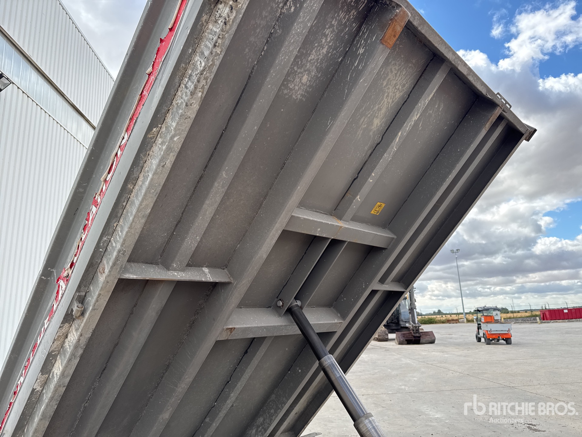2016 Iveco 35-130