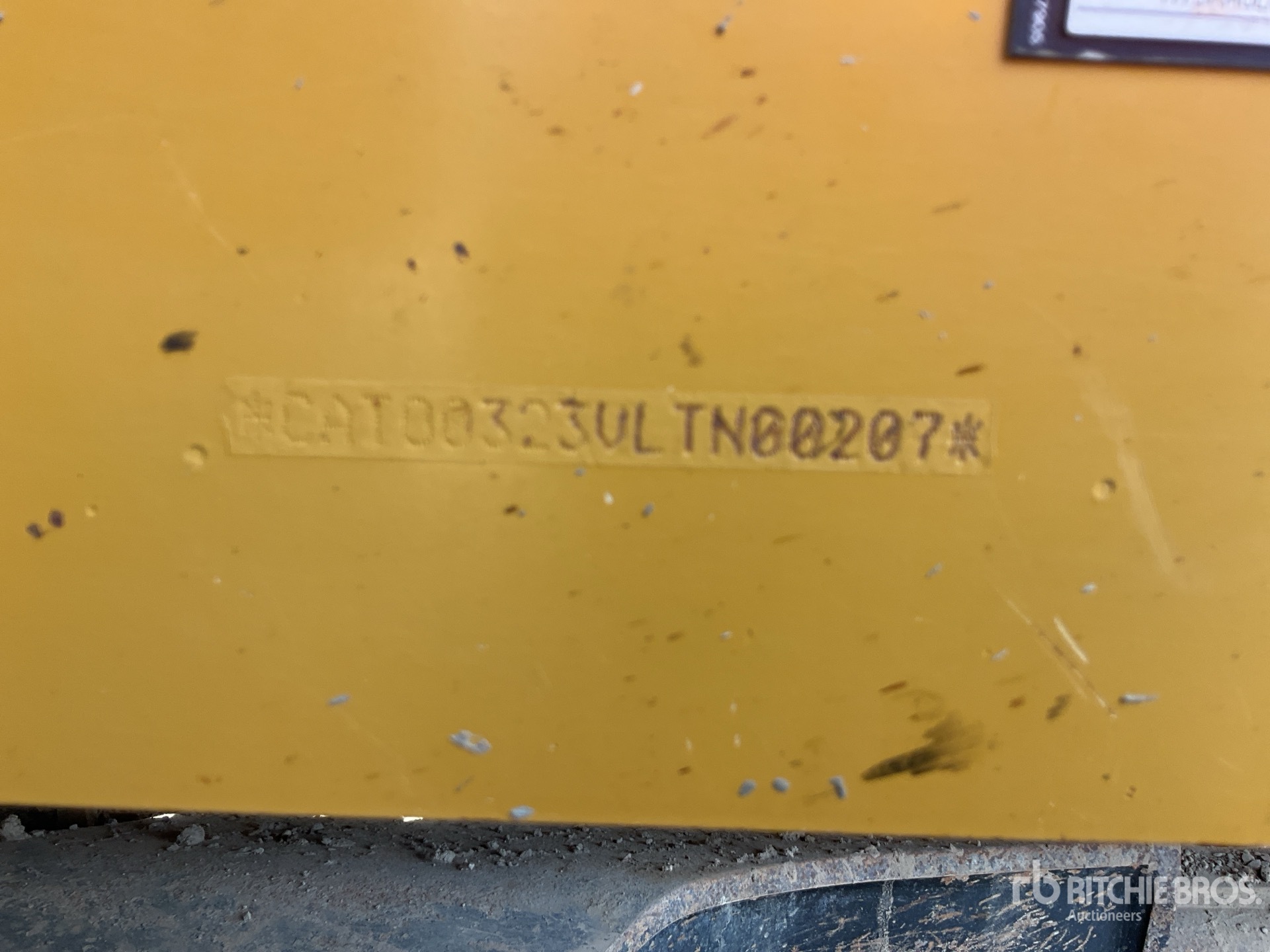 2020 Caterpillar 323