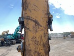 Hydraulics with Auxiliary Hydraulic Plumbing