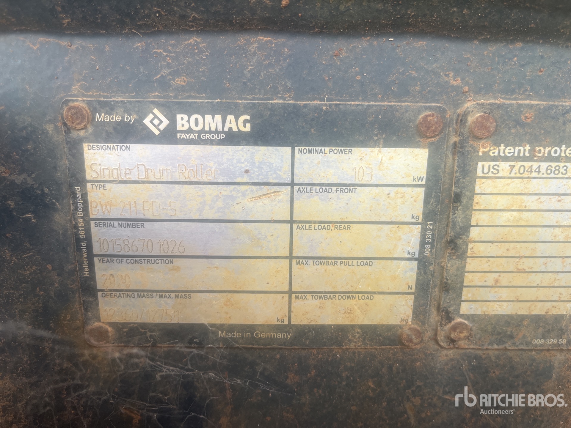 2020 Bomag BW211PD-5