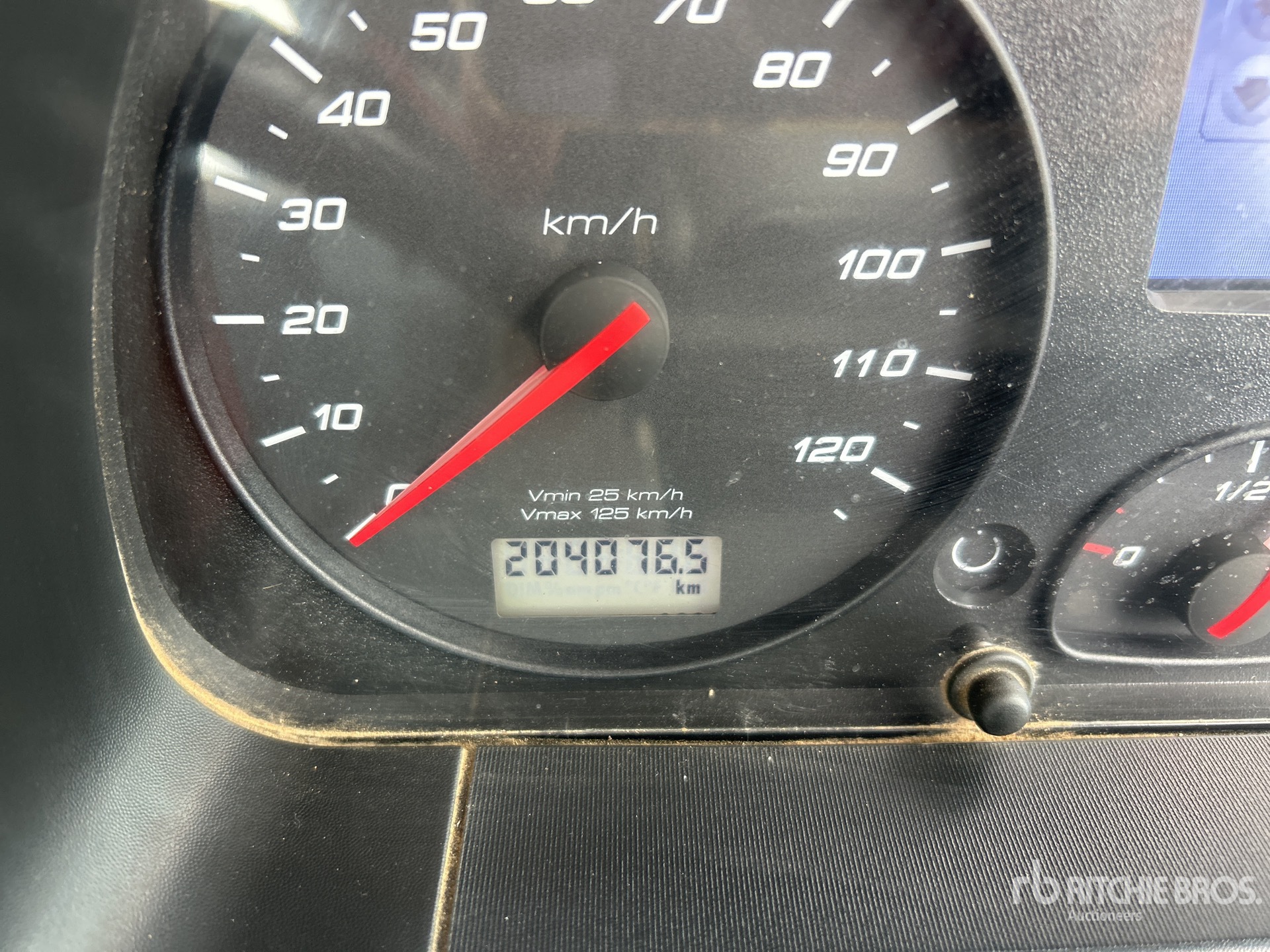 2016 Iveco STRALIS AT 500