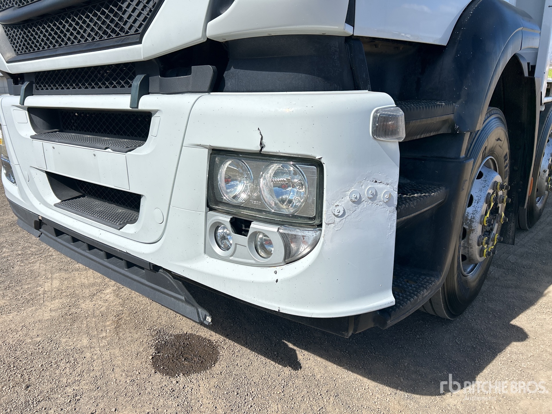 2016 Iveco STRALIS AT 500