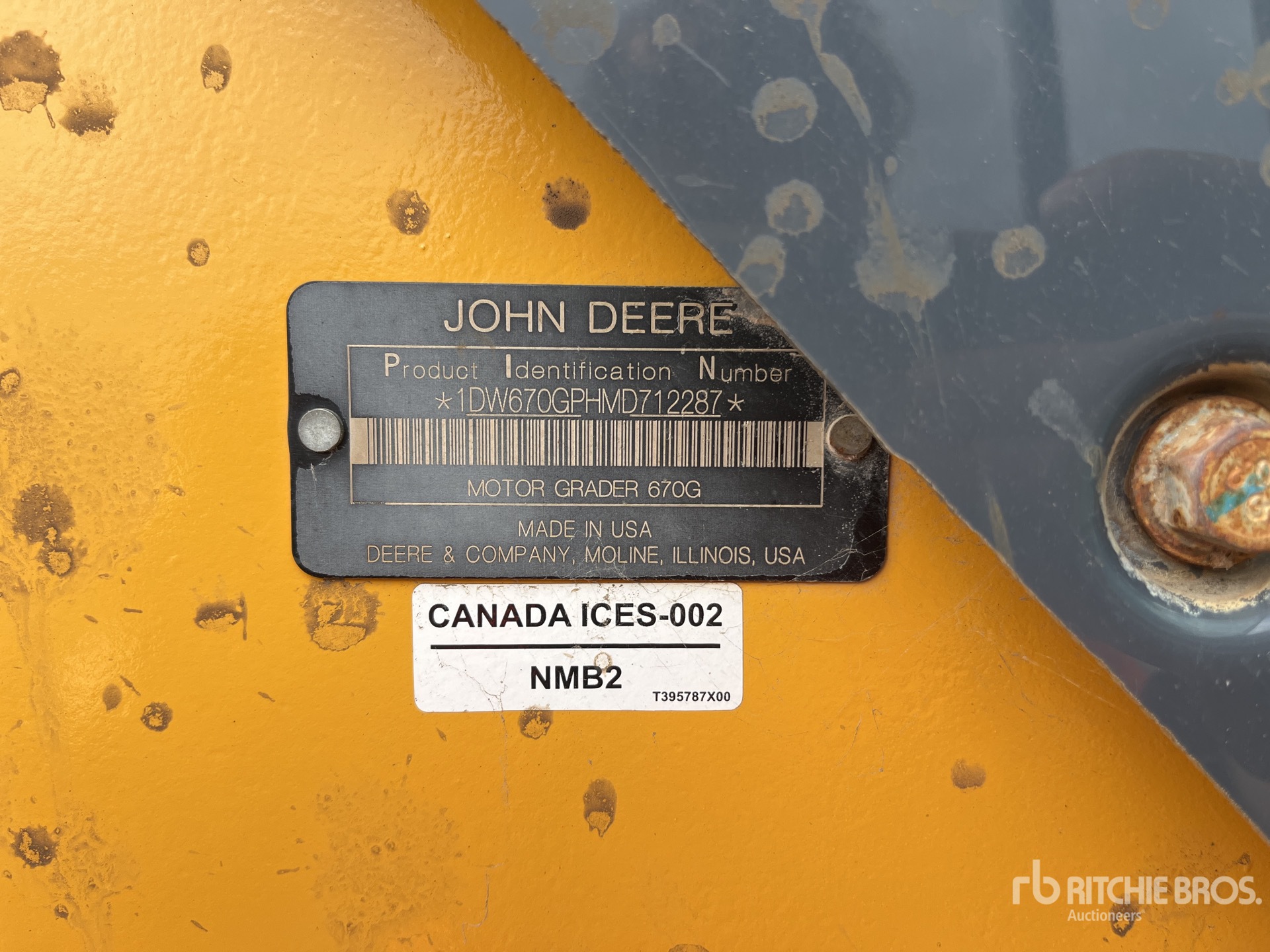 2021 John Deere 670G