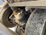 Underbody with Center Drive Axle