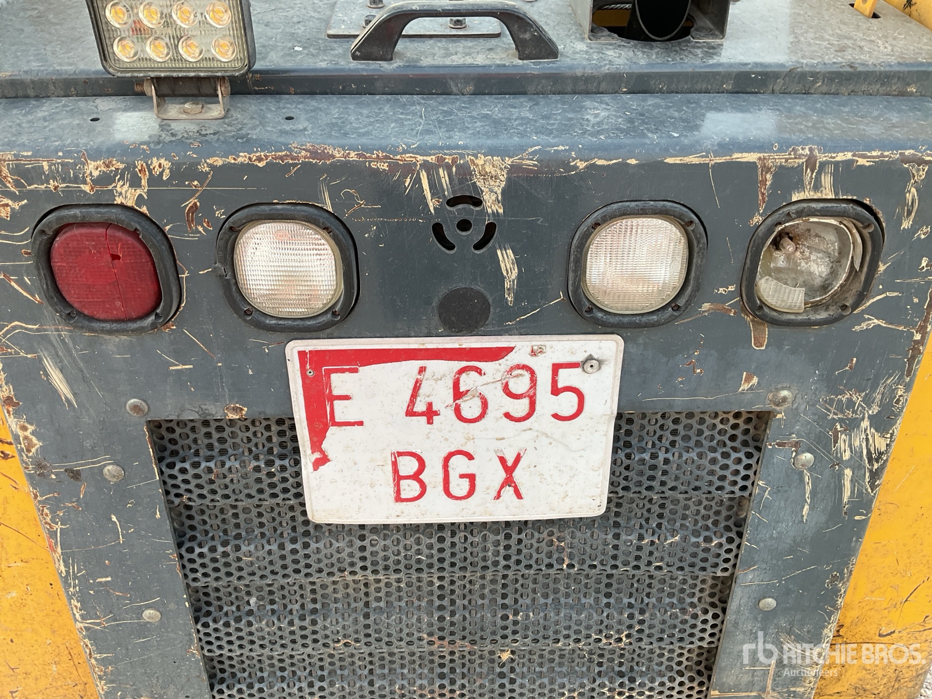 2018 Gehl R135