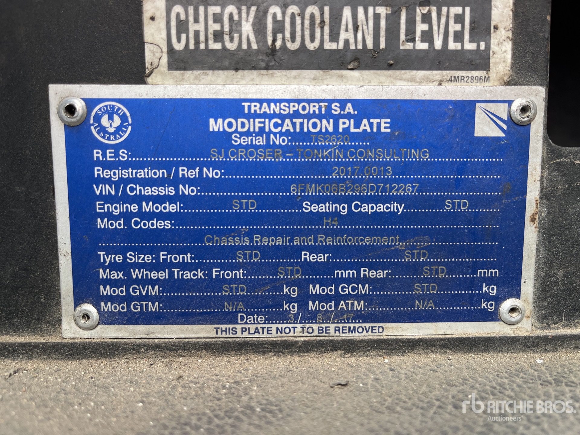 2006 Mack CH6668RST GRANI