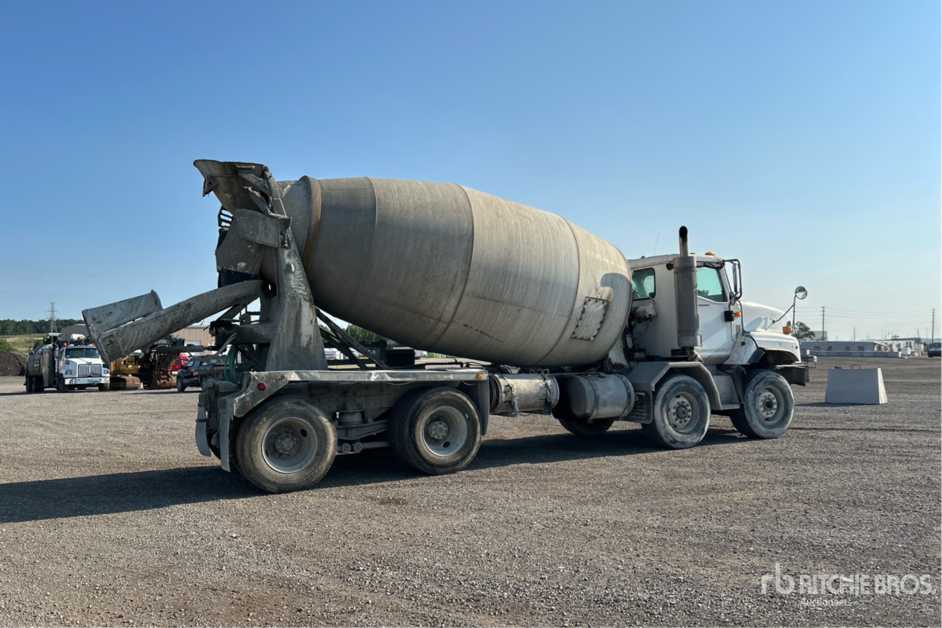 2005 International 5600i