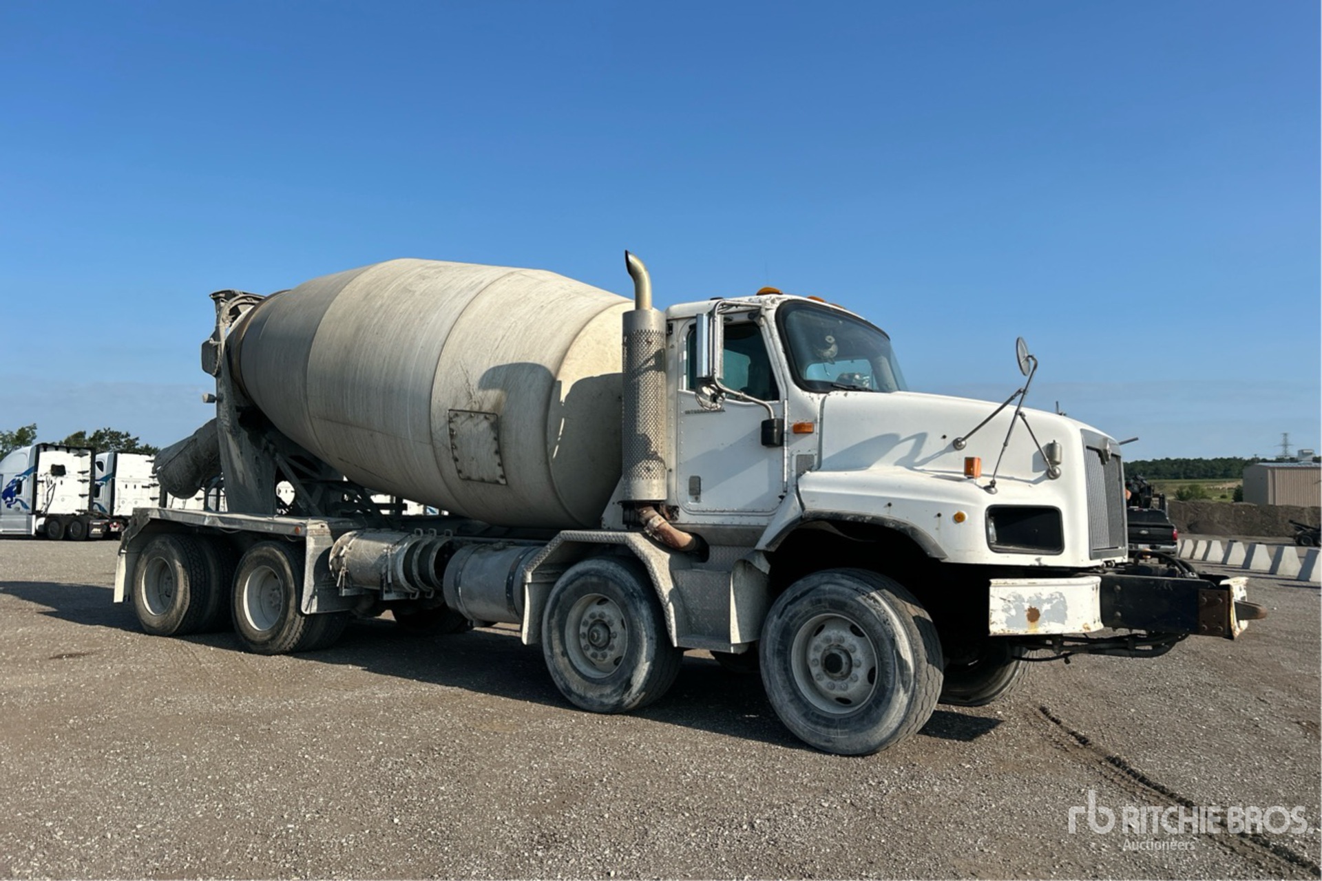 2005 International 5600i
