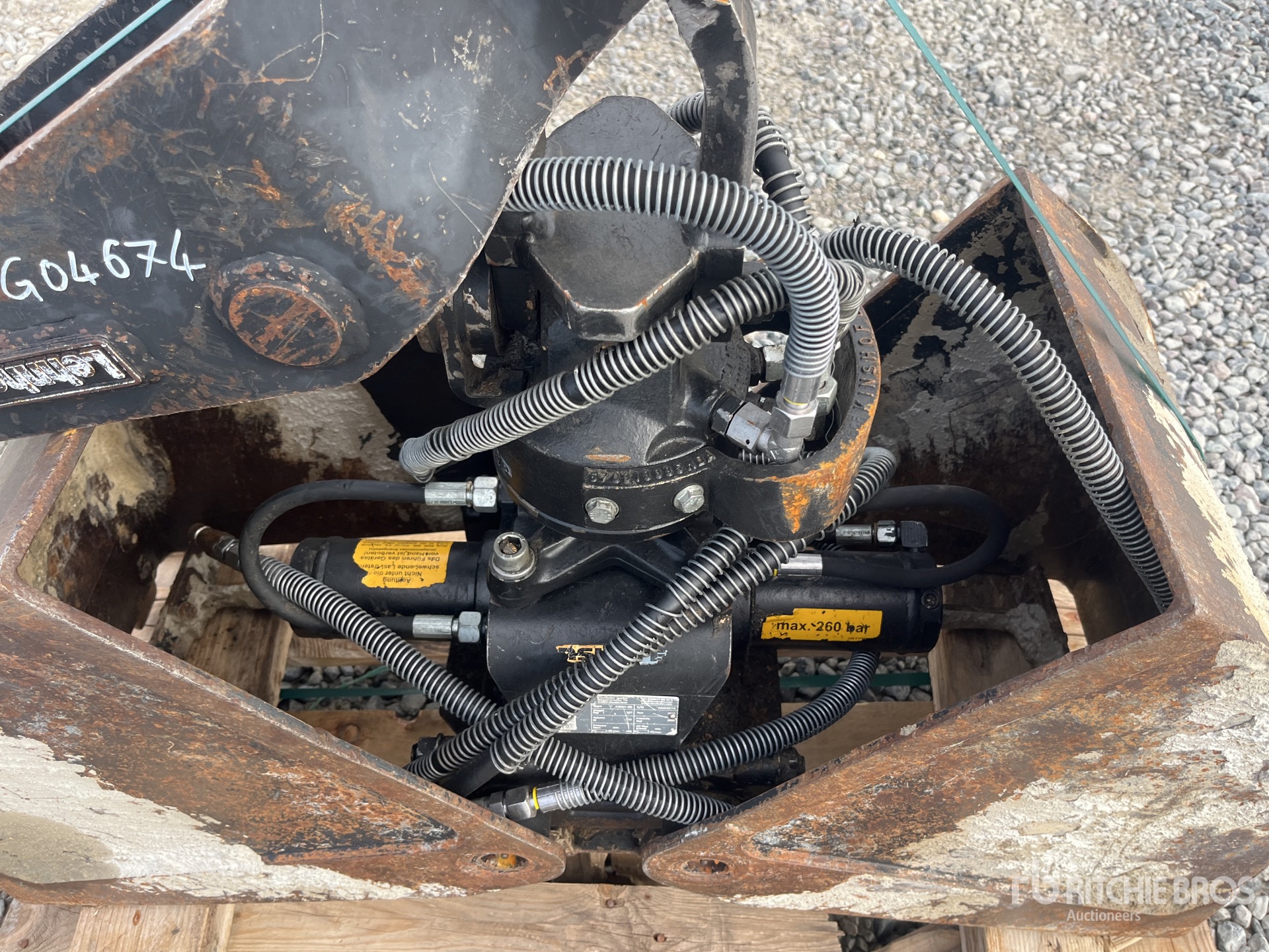 2015 Kinshofer C054-4D