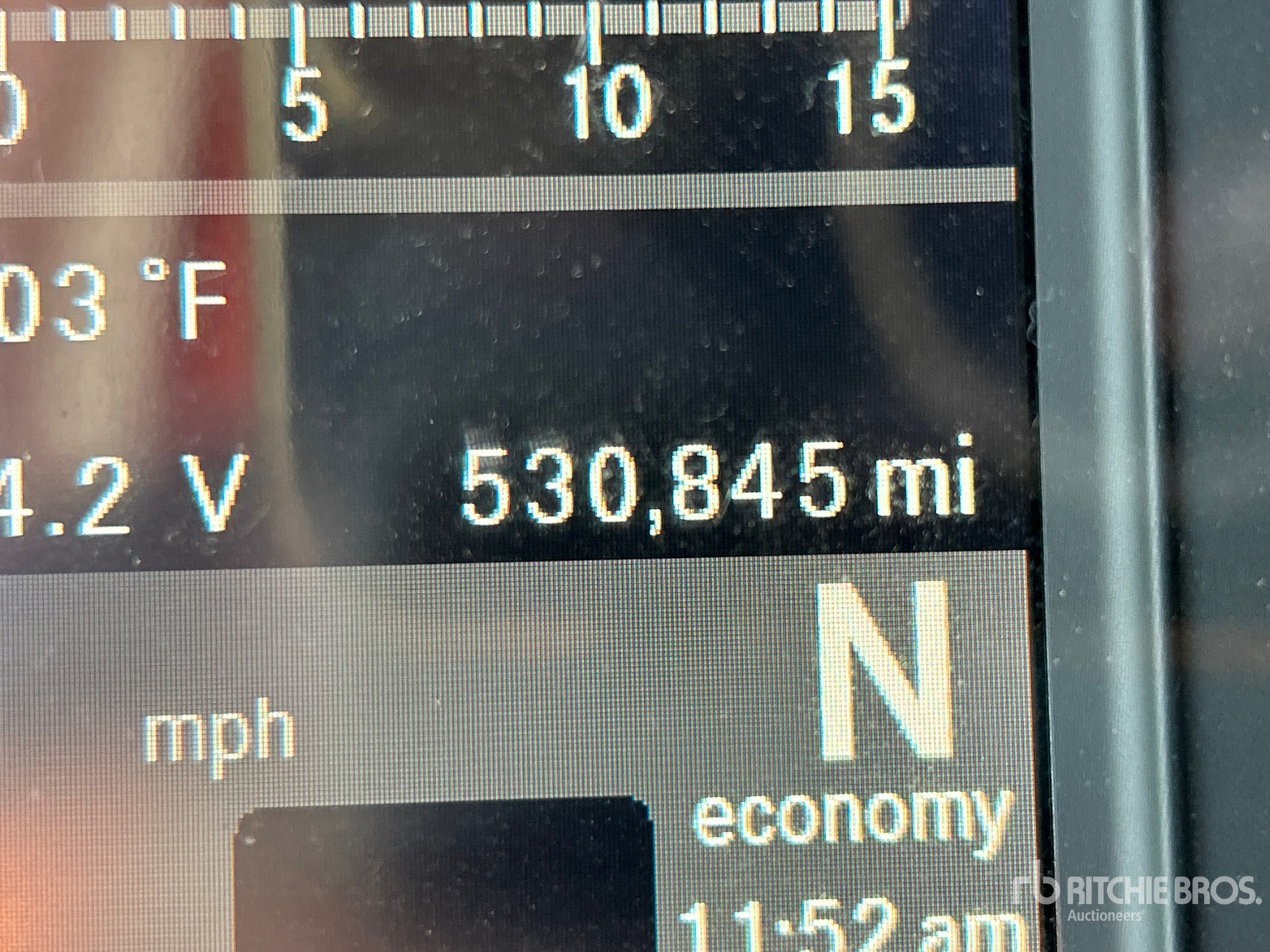 2020 Freightliner CASCADIA 126