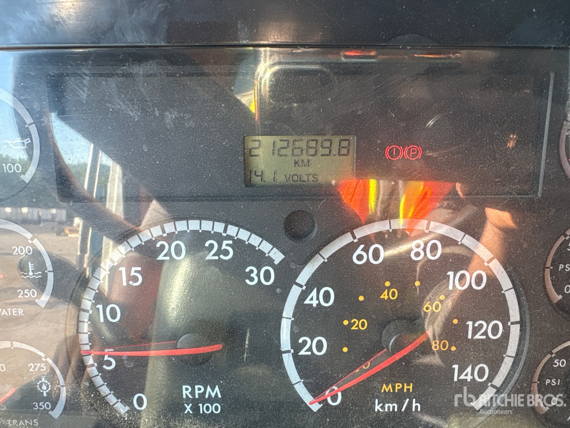 2004 Sterling L8500