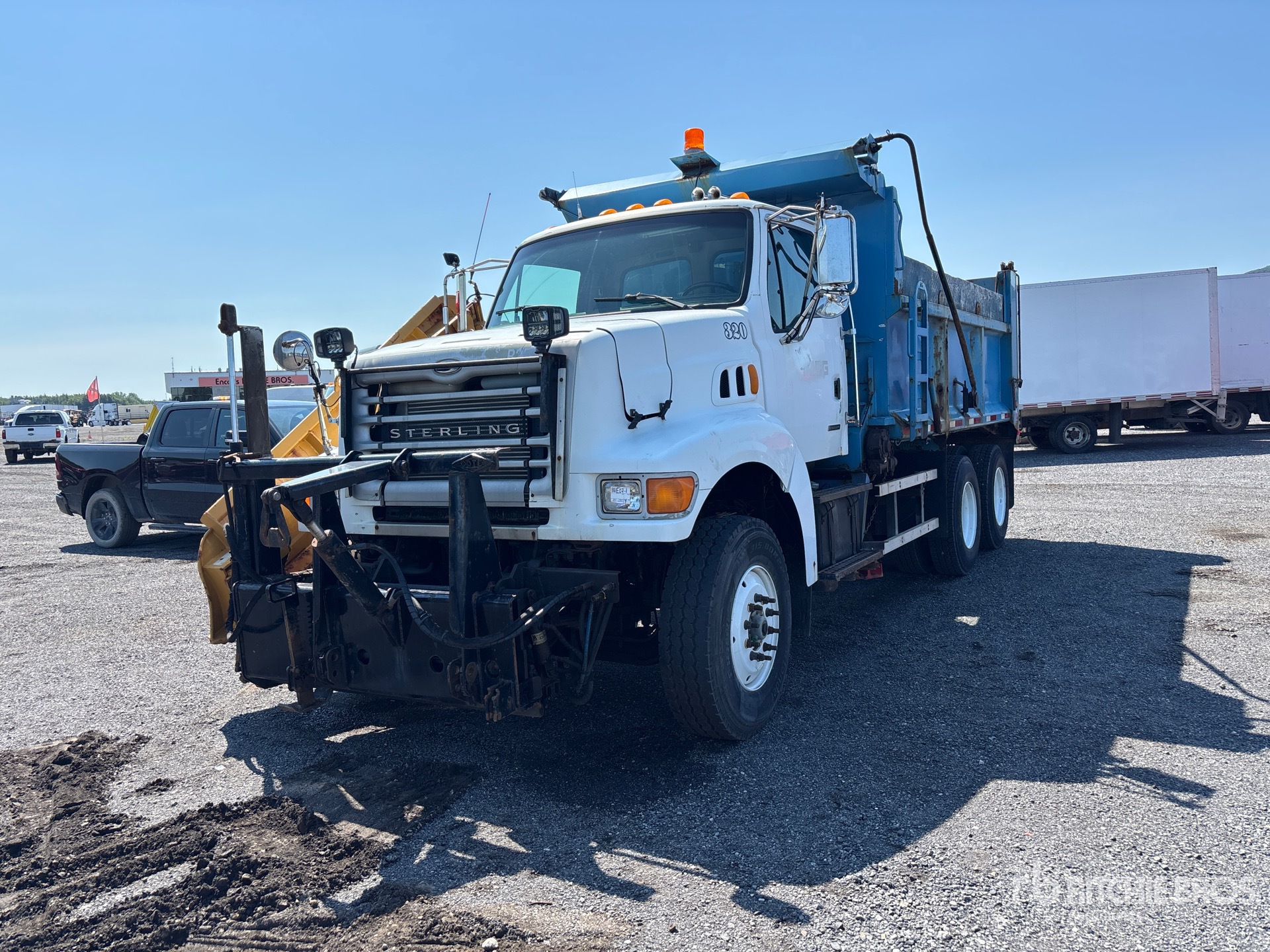 2004 Sterling L8500