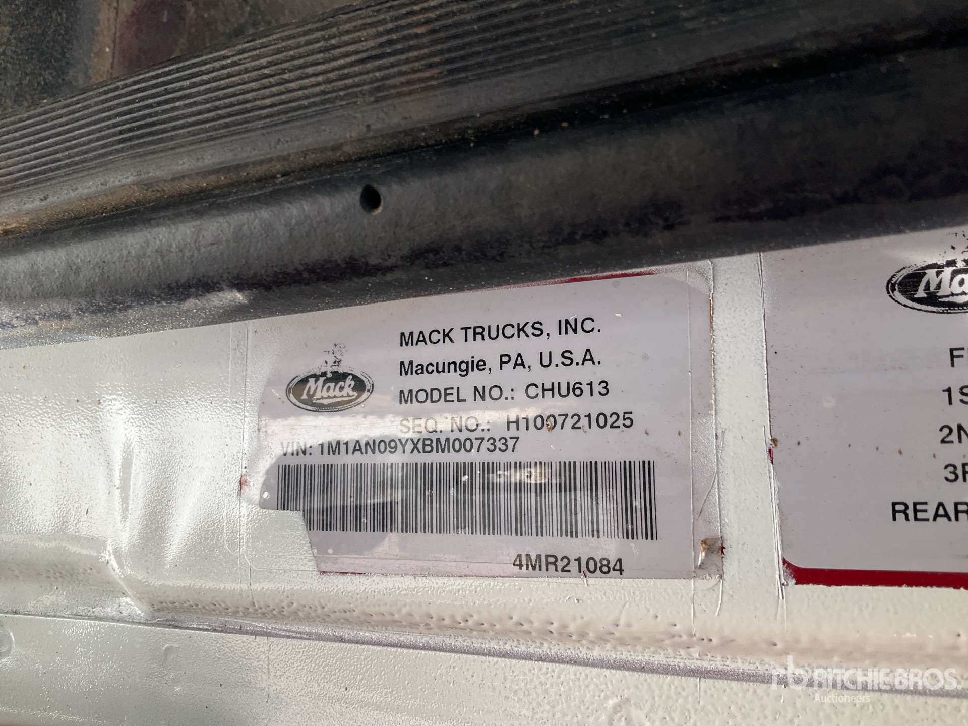 2011 Mack CHU613