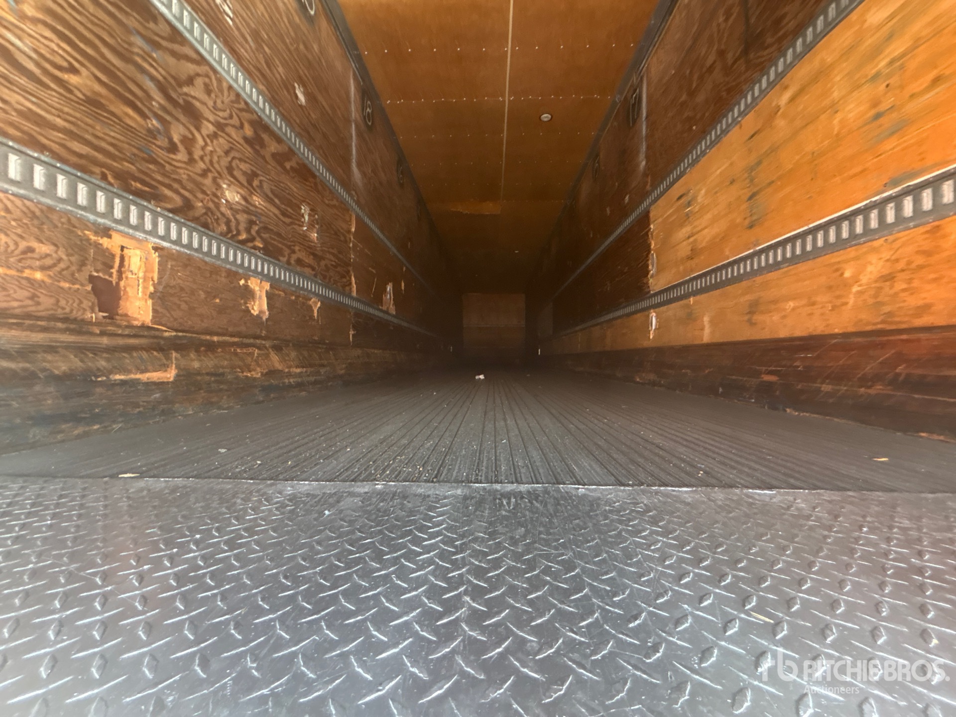 2003 Great Dane 7311TA