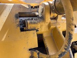 Hydraulics with Saddle Lock Pin