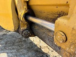 Hydraulics with Blade Side Shift Cylinders
