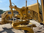 Chassis with Y-frame Pivot Trunnion
