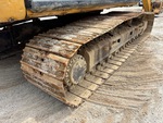 Undercarriage with Right Track Shoes