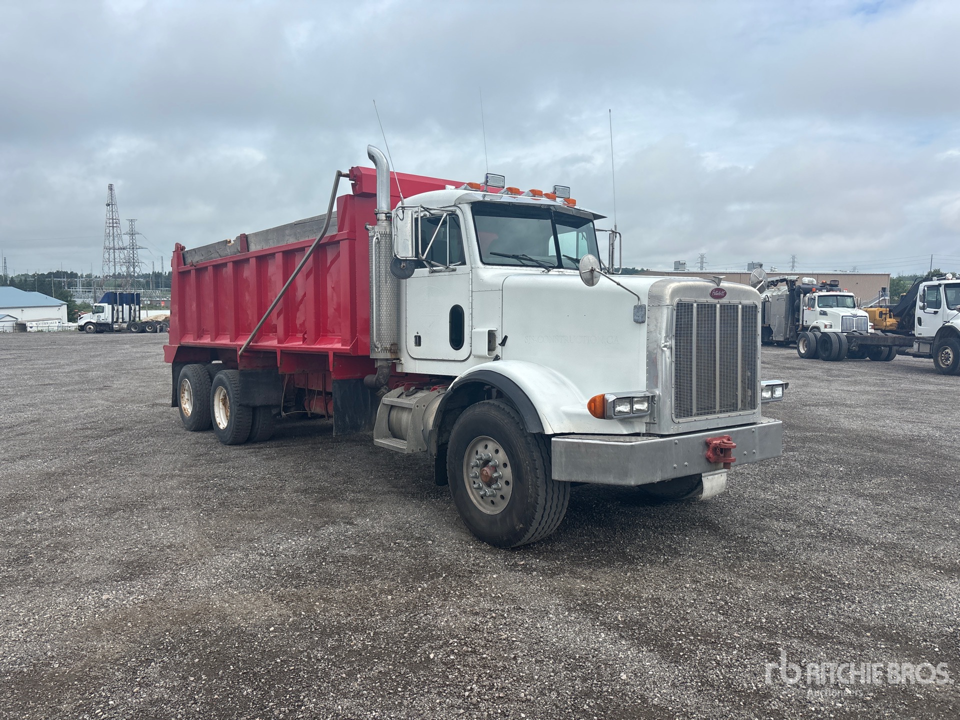2001 Peterbilt 357
