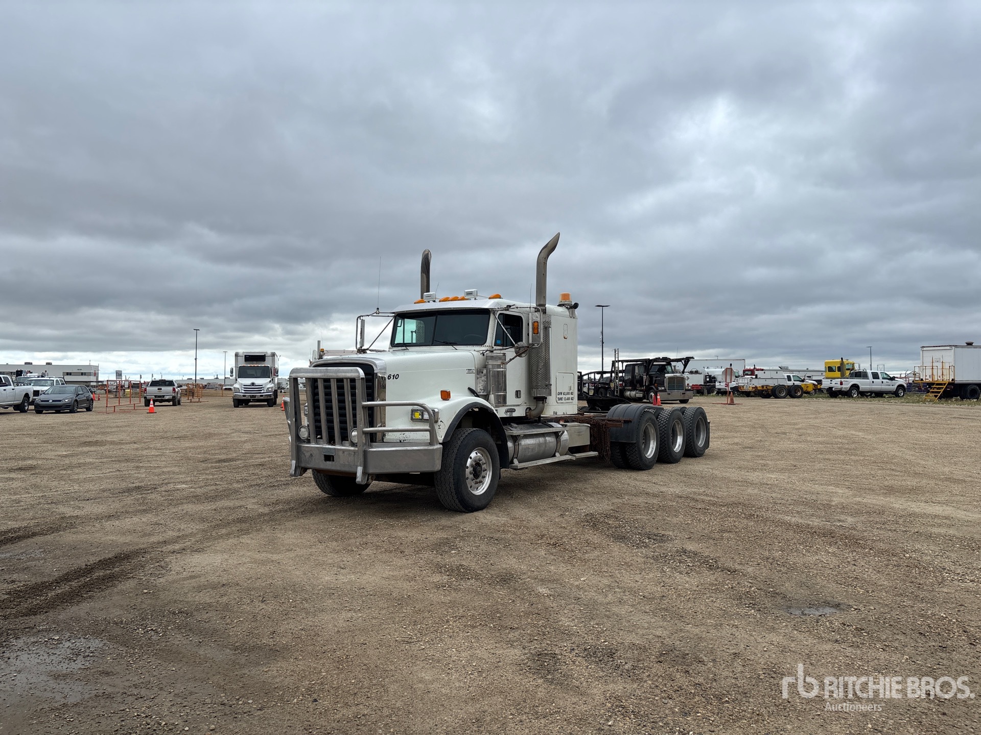 2007 Freightliner FLD120SD