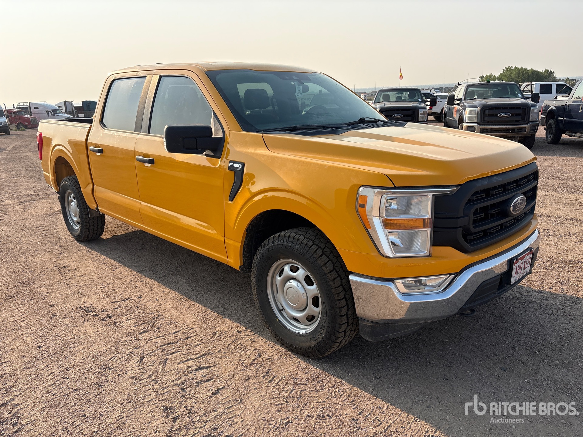 General Appearance with Picture, Right Front Corner