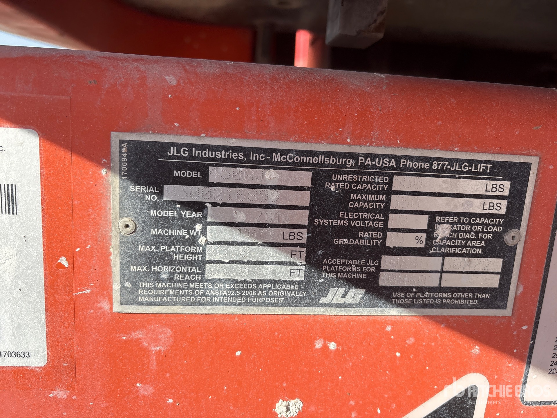 2016 JLG 450AJ