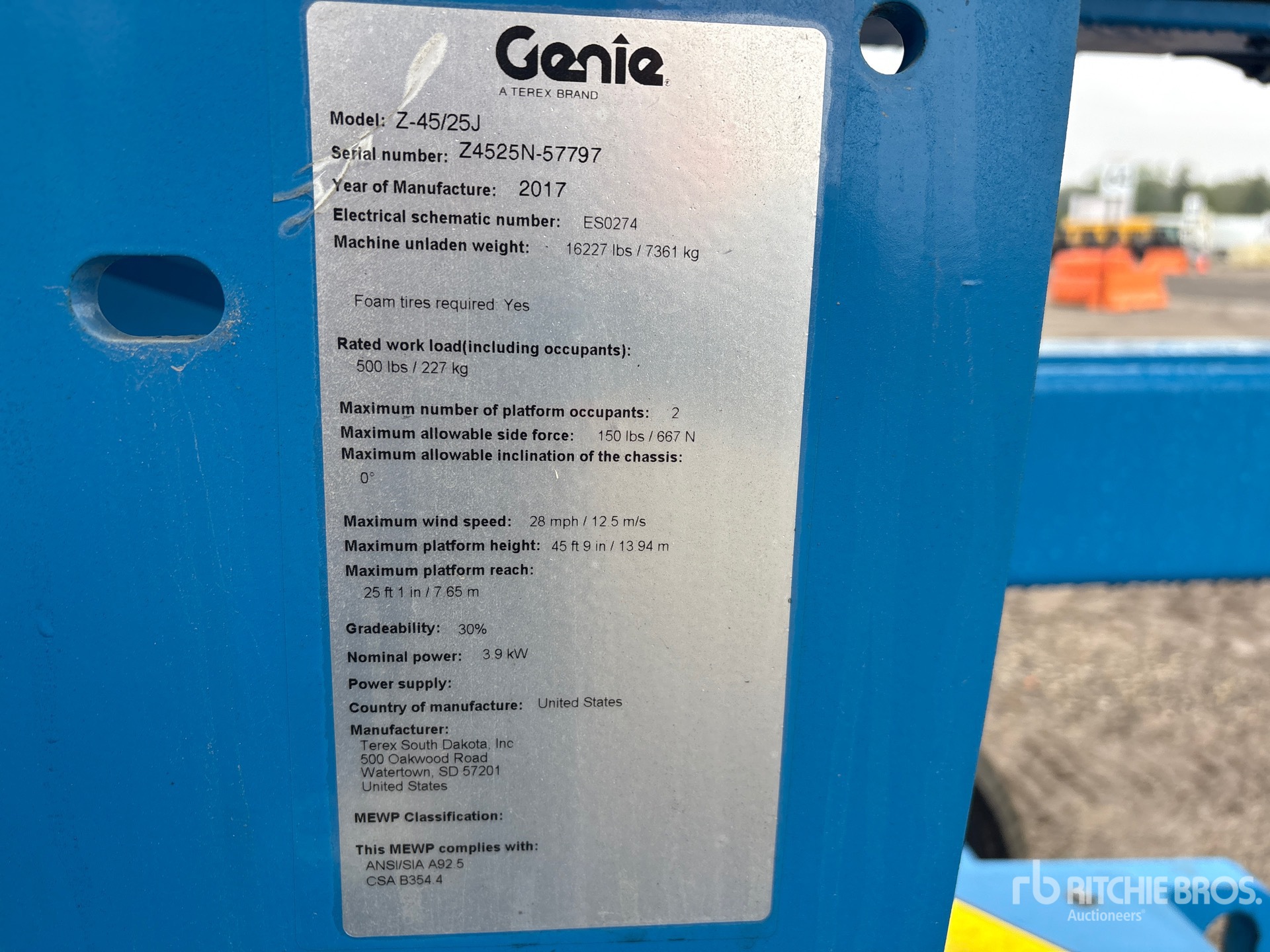 2017 Genie Z-45/25J