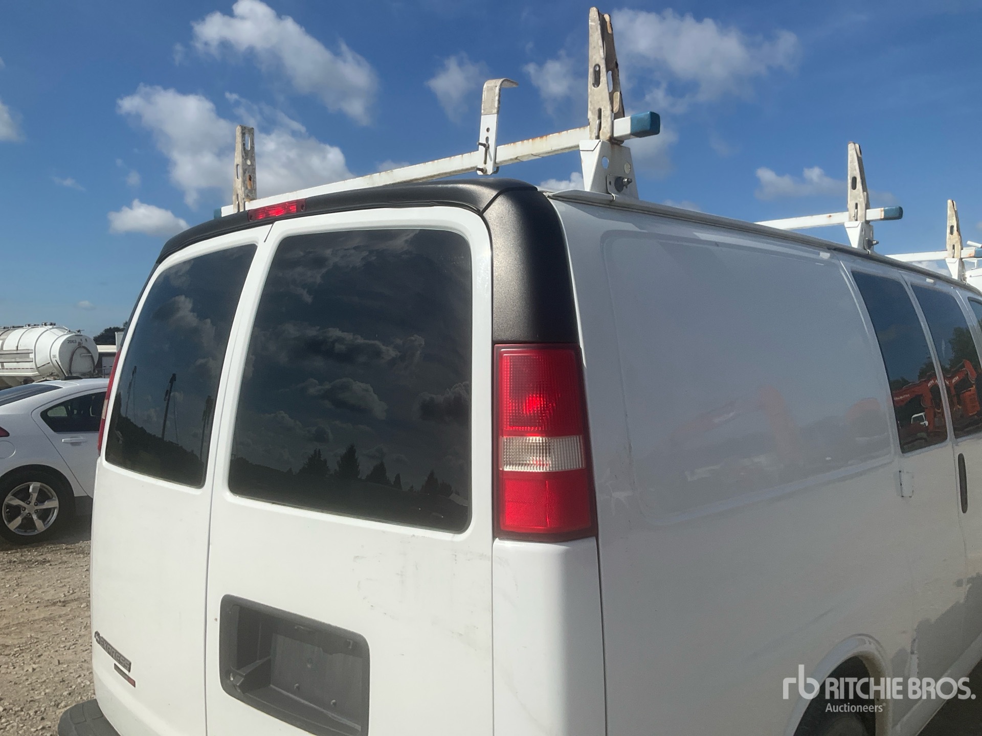 2013 Chevrolet EXPRESS 1500