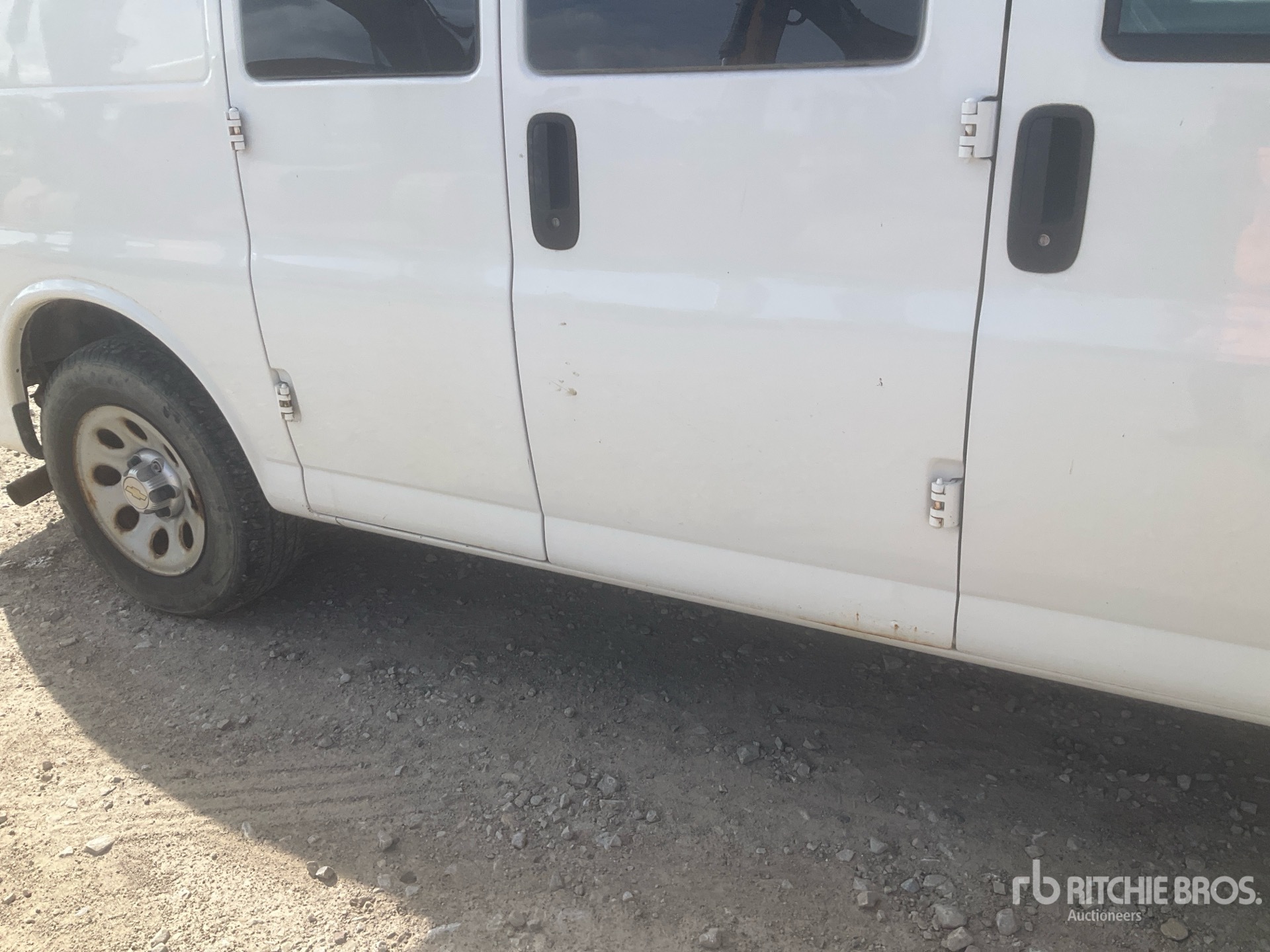 2013 Chevrolet EXPRESS 1500