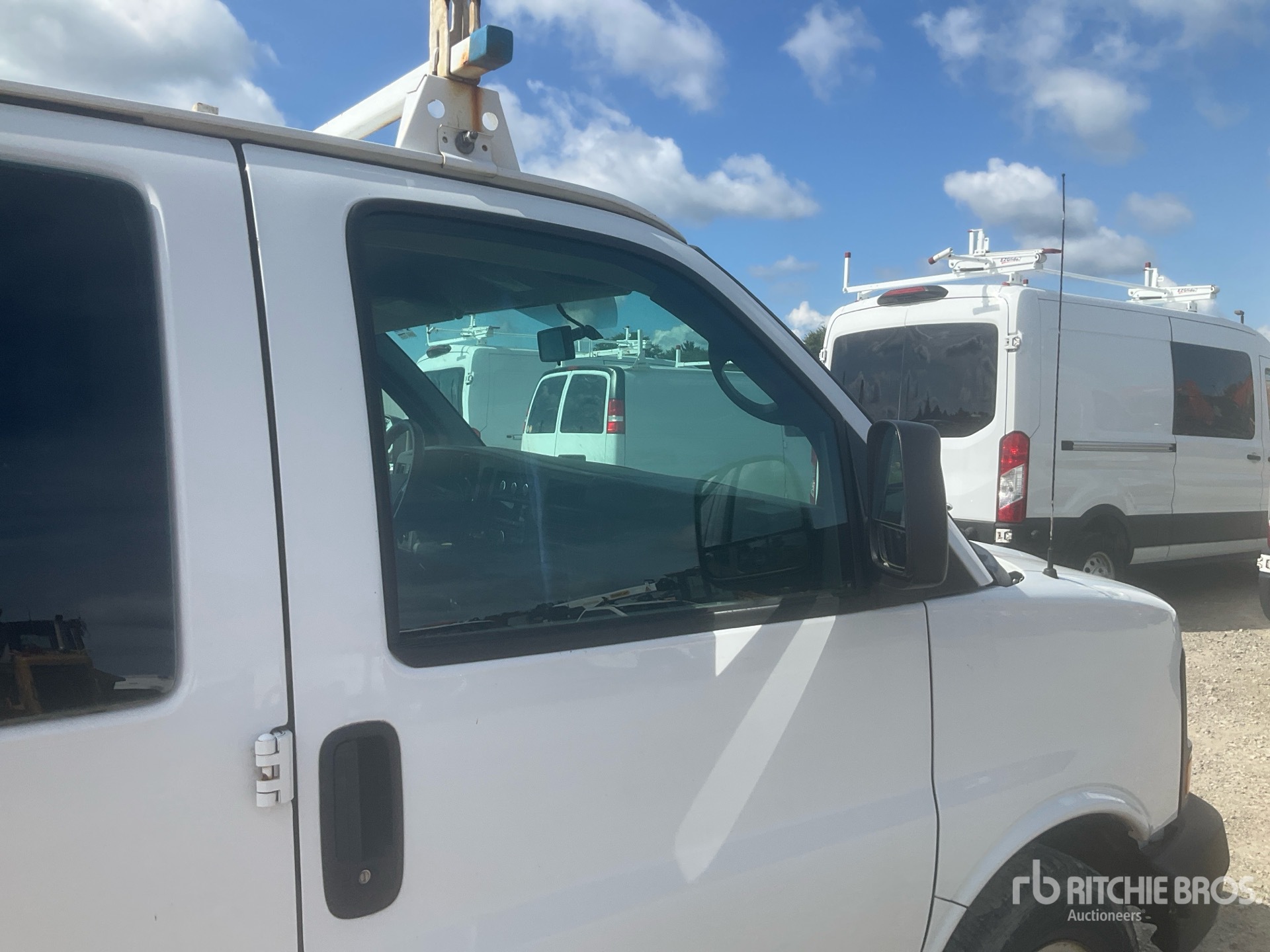 2013 Chevrolet EXPRESS 1500
