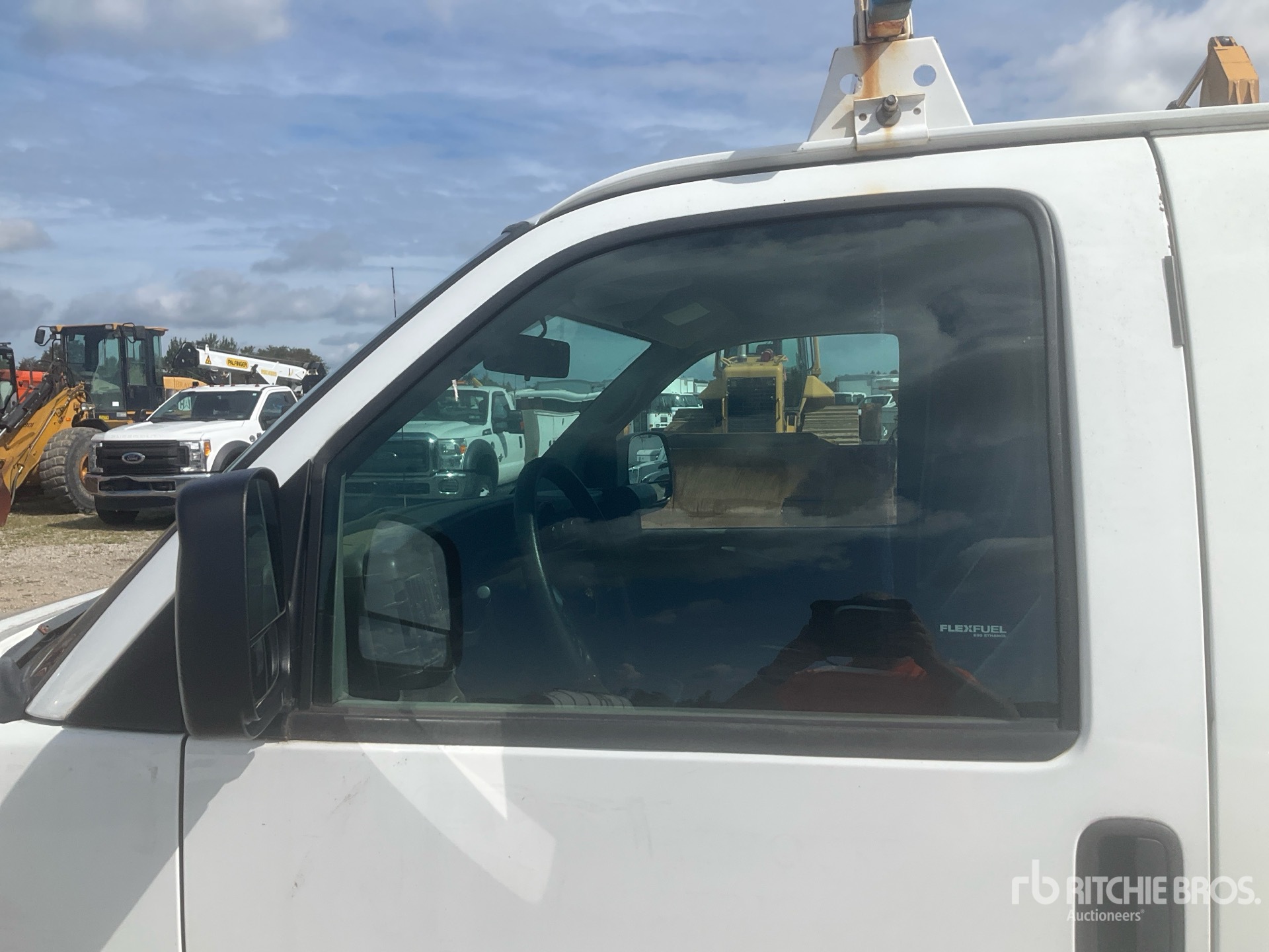 2013 Chevrolet EXPRESS 1500