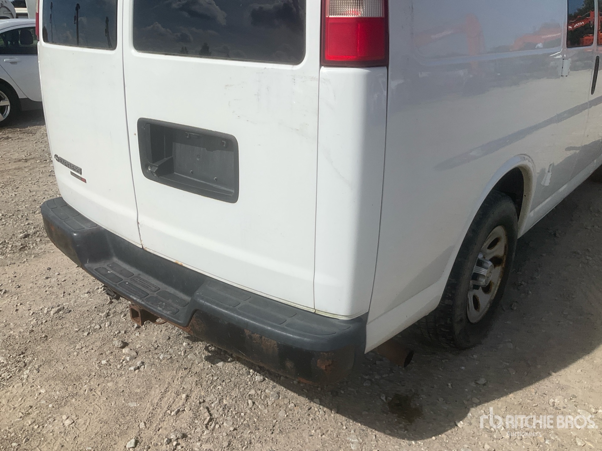 2013 Chevrolet EXPRESS 1500