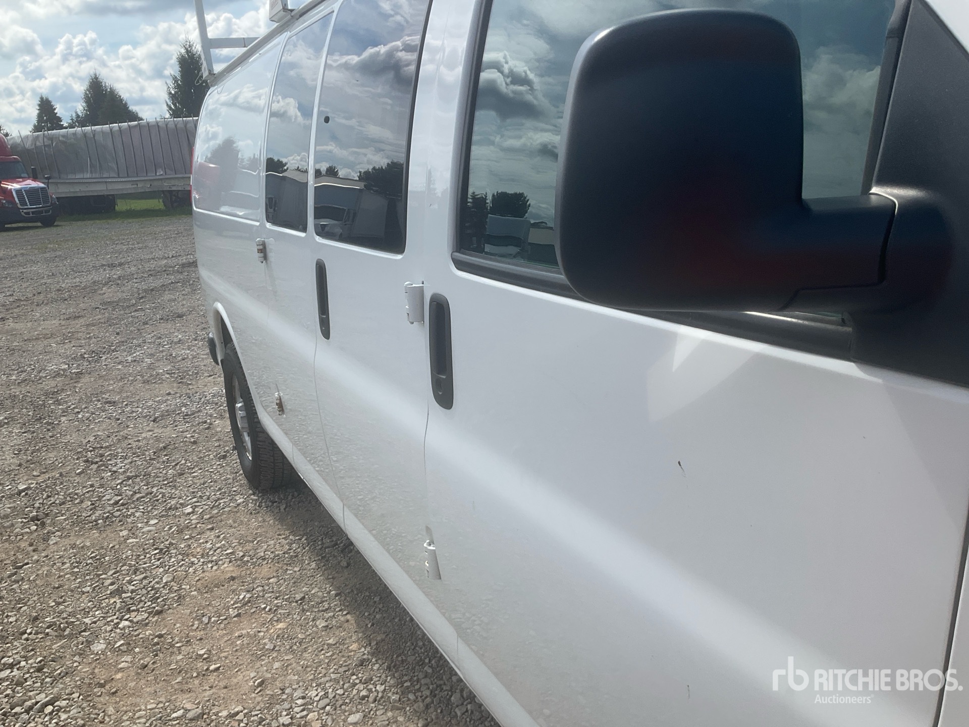 2020 Chevrolet EXPRESS 2500
