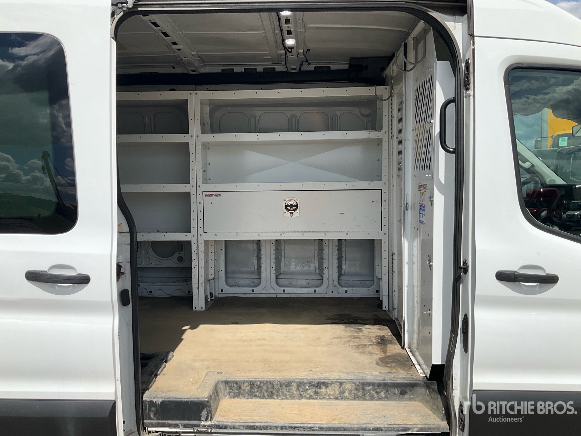 2020 Ford TRANSIT 250